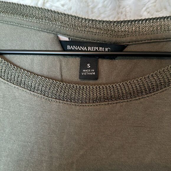 Banana Republic Small Long Tank - Picture 4 of 5